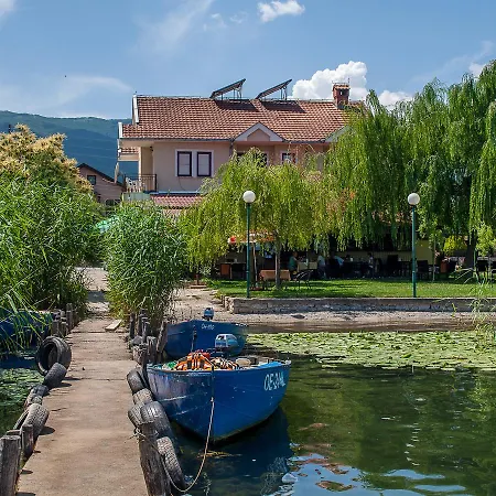 Galija * Struga
